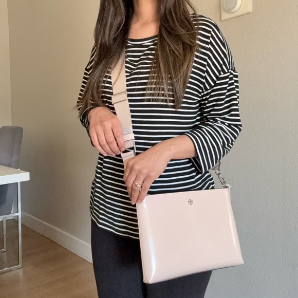 NWT Tory Burch blake patent swingpack Crossbody Bag soft pink color - Picture 14 of 15